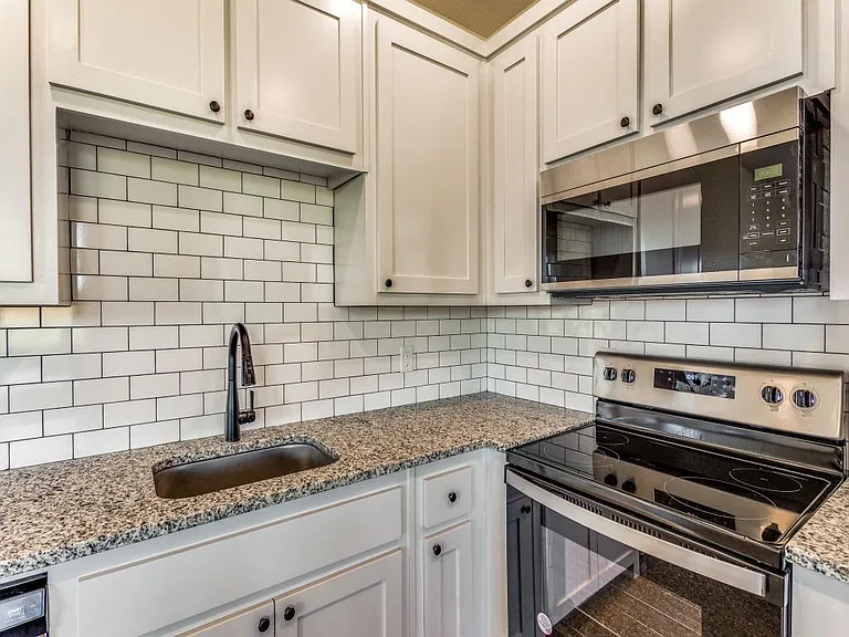 116 Dealva Ct #116 — Photo 6