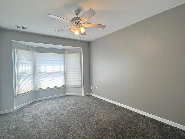 1322 N Danville St — Photo 13