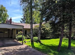 678 NW 10th St, McMinnville, OR 97128