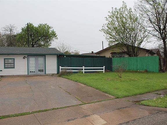 2nd image of 3224 Brockbank Dr
