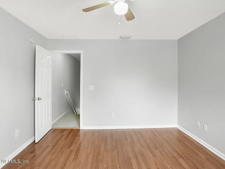 624 Southbranch Dr — Photo 12