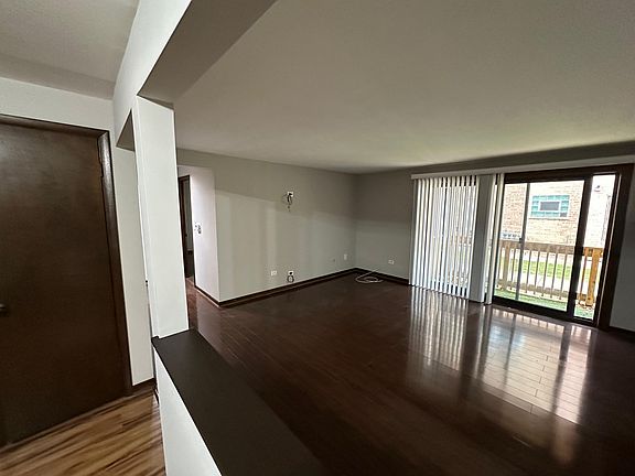 5th image of 8427 W Bryn Mawr Ave APT 1NE