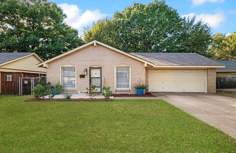 1st image of 3816 Clotell Dr