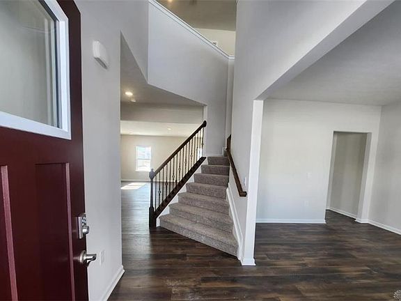 2nd image of 5194 Windbrooke Dr
