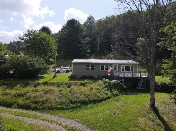 5882 Nicholson Rd, Canisteo, NY 14823