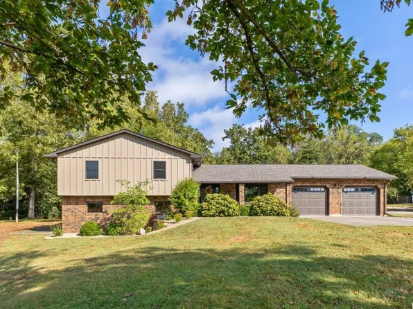 8508 Centerville Rd, Hannibal, MO 63401