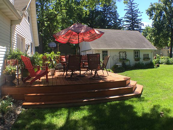 5th image of 909 2nd Ave S