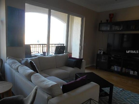 3rd image of 345 Bayshore Blvd #Penthouse Gp8