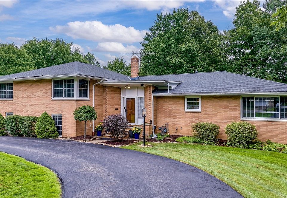 1st image of 3819 Brainard Rd