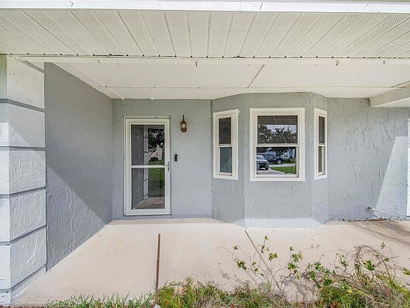 4th image of 632 REINDEER DRIVE