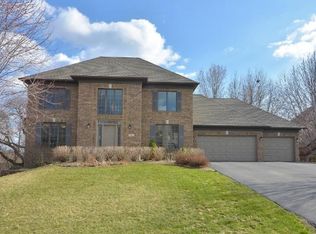 13616 Foxberry Rd, Savage, MN 55378