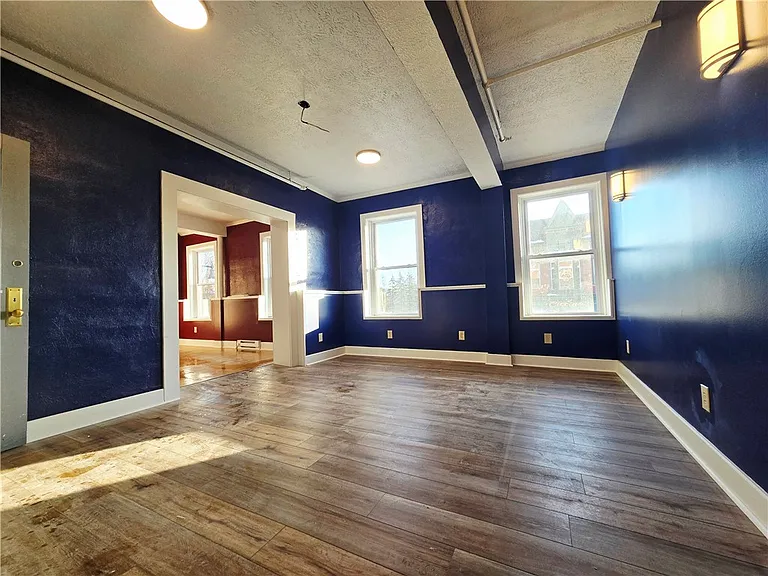 27 E Main St #204 — Photo 8