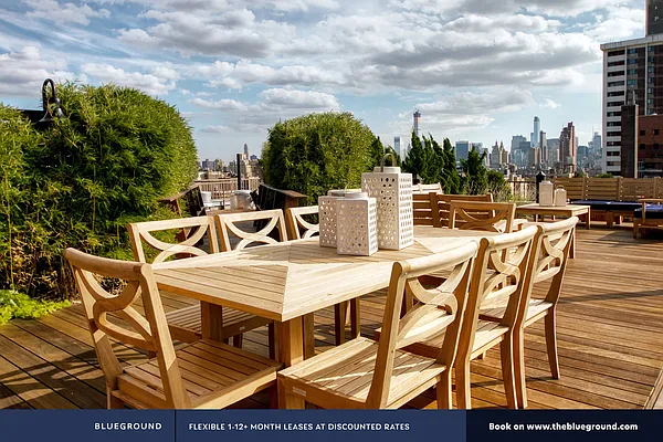 Rented by The Blueground | media 44