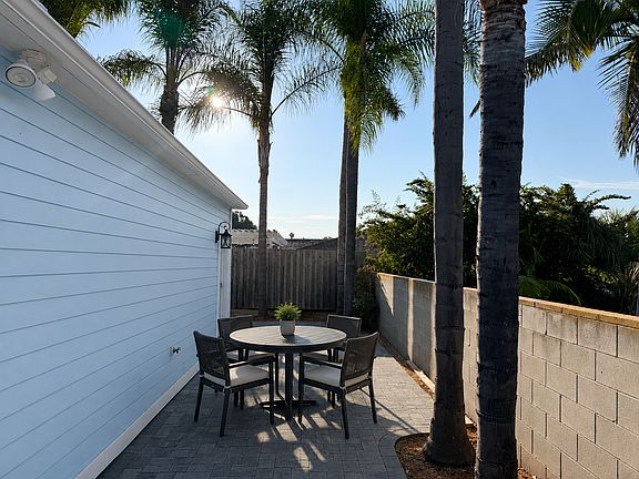 5th image of 4869 Benton Way #A