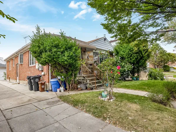 65-32 170th Street image 14 of 27