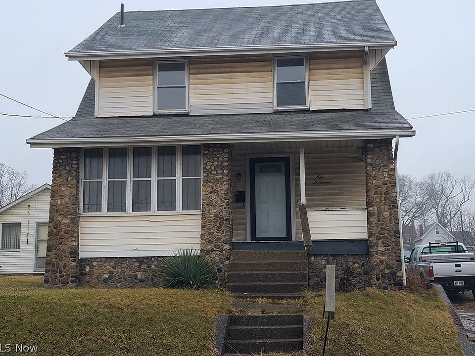 1st image of 917 Camden Ave SW