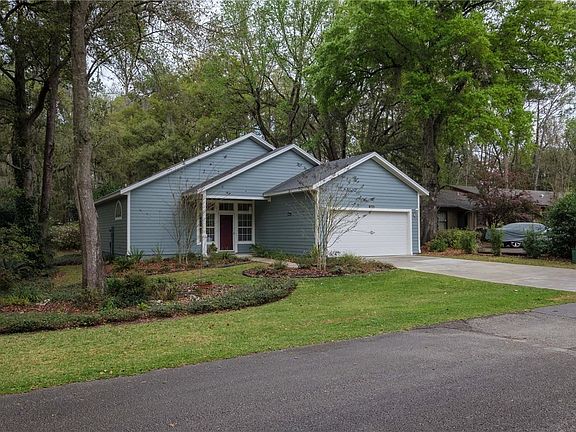 2nd image of 6750 NW 113th Ln