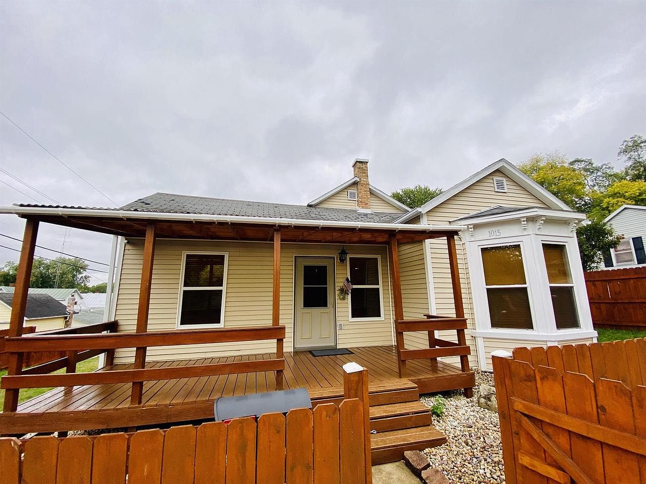 1015 West Street, Baraboo, WI 53913 Zillow