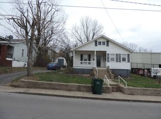 37 S Madison Ave, Madisonville, KY 42431