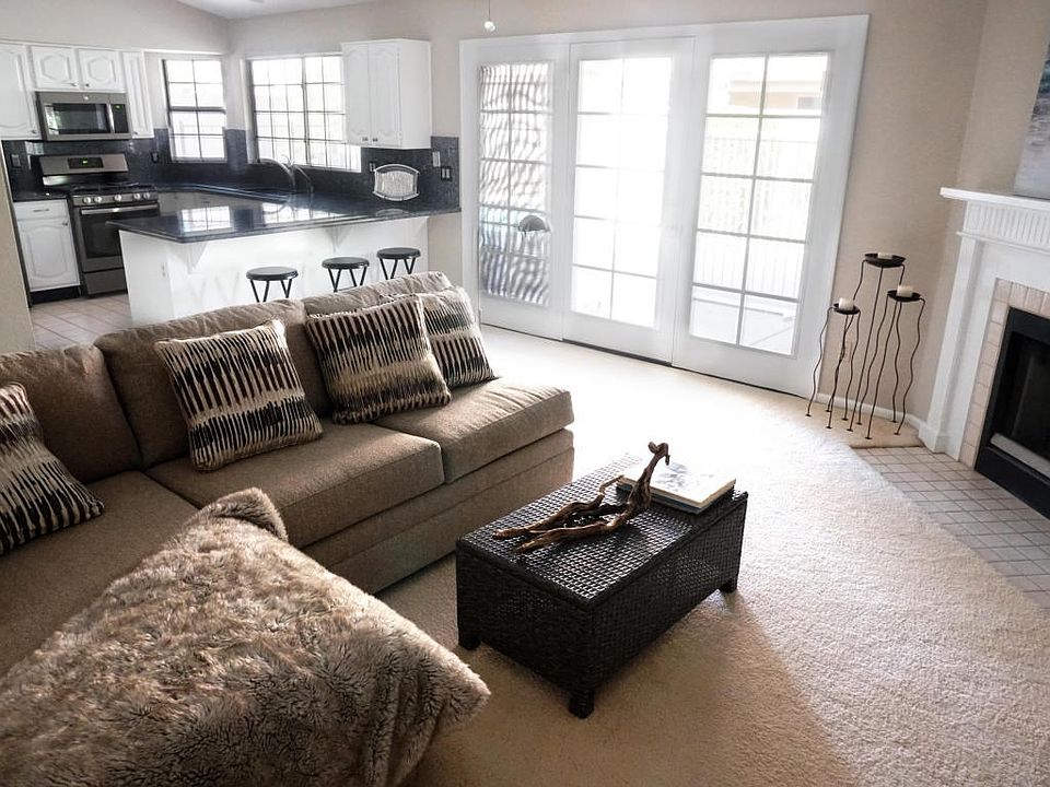 Family Room/Kitchen
