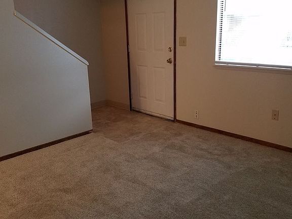 3rd image of 9802 NE 19th Ave APT 6