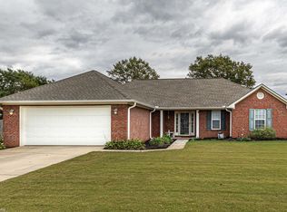 10 Lyle Dr, Decatur, AL 35603