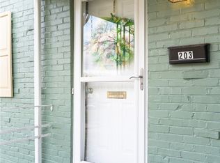 203 Plymouth Sq, Pittsburgh, PA 15237