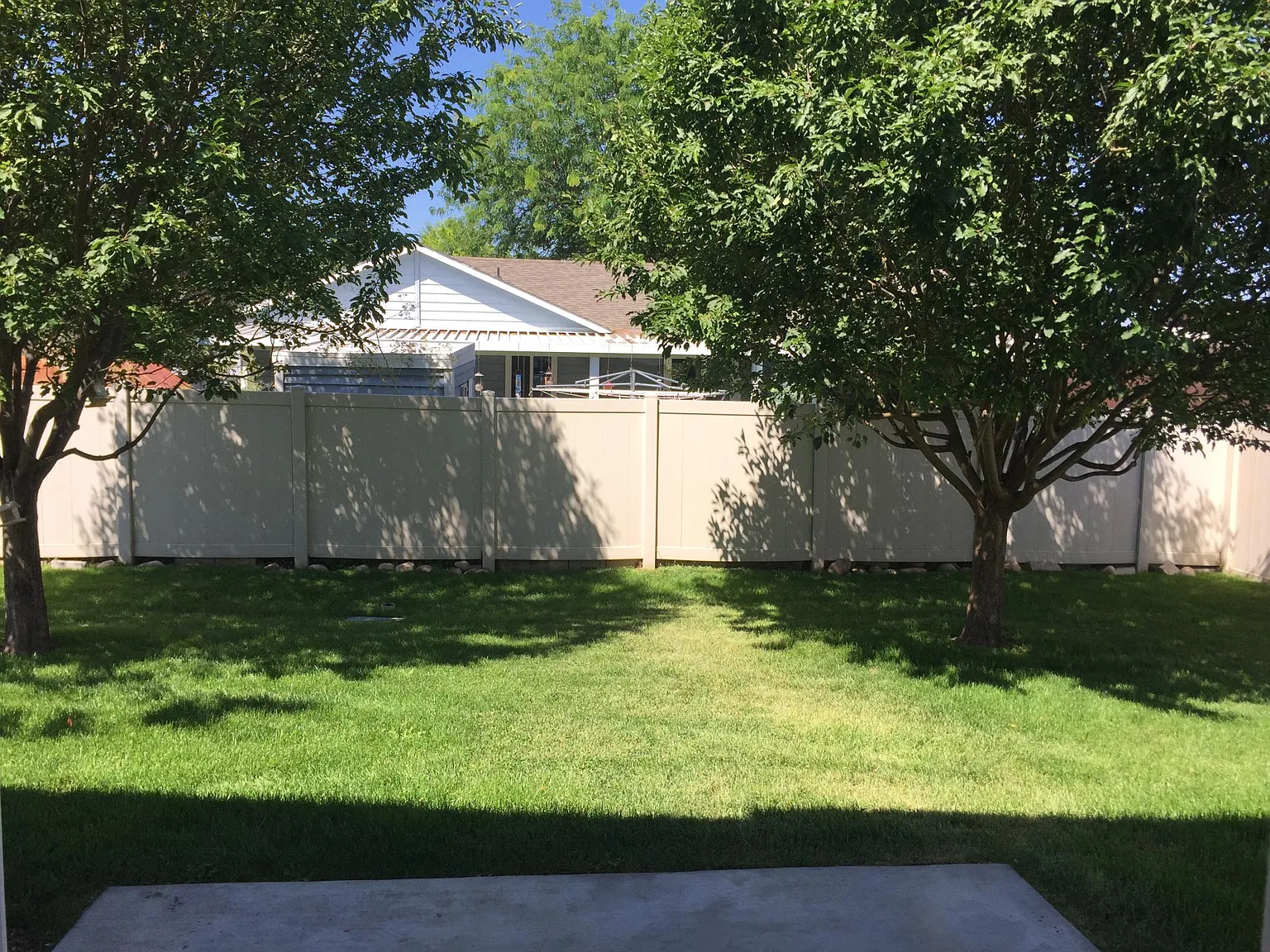 4 bed, 2.5 bath, 2572 sqft, $2,650 — Photo 3