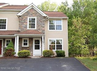 66 Upper Ridge View Dr, East Stroudsburg, PA 18302