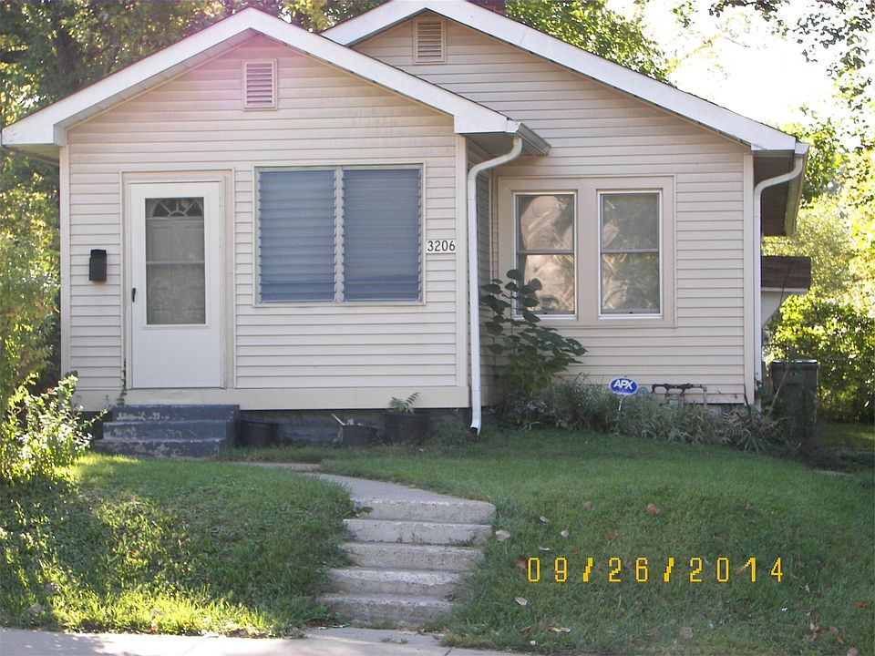 1st image of 3206 N Sherman Dr