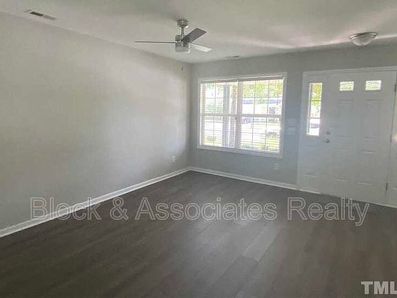 2nd image of 806 Woodside Park Ln
