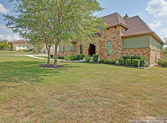 3rd image of 1617 Angolo Ct