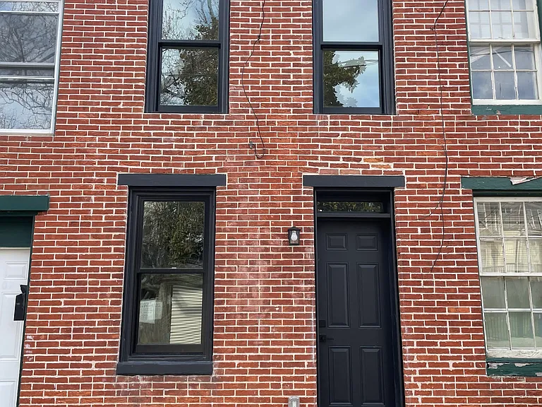 1509 Lemmon St — Photo 1