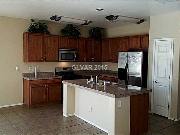 5th image of 9161 Blue Raven Ave