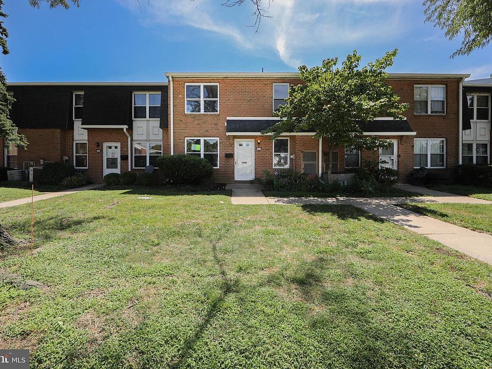 1st image of 2040 Harbour Dr