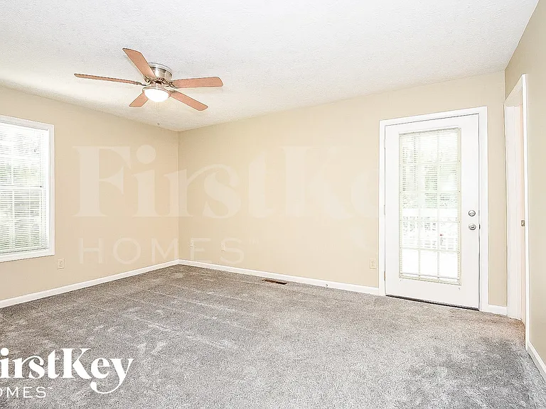 3954 Rock Mill Pkwy — Photo 12