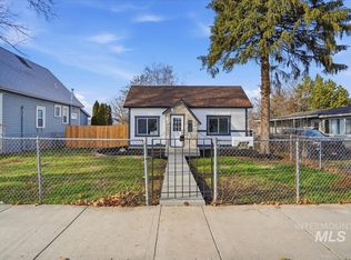 207 10th Ave N, Nampa, ID 83687