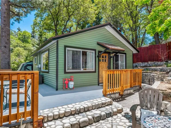 33367 Falling Leaf Dr, Green Valley Lake, CA 92341