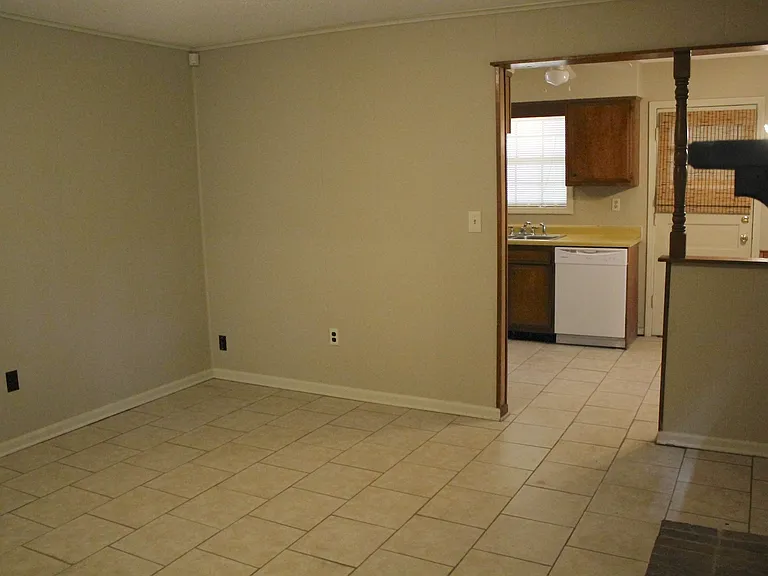 3729 Village Oak Cv — Photo 11