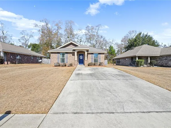 9598 Estate Dr, Mobile, AL 36695