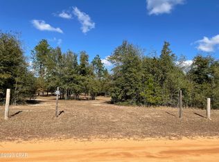 599 Campbell Ln, Alford, FL 32420
