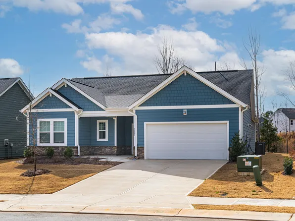 1009 Grey Flint Pl, Mebane, NC 27302