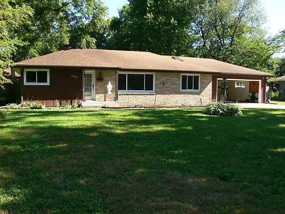 2nd image of 1315 Coolidge Pl