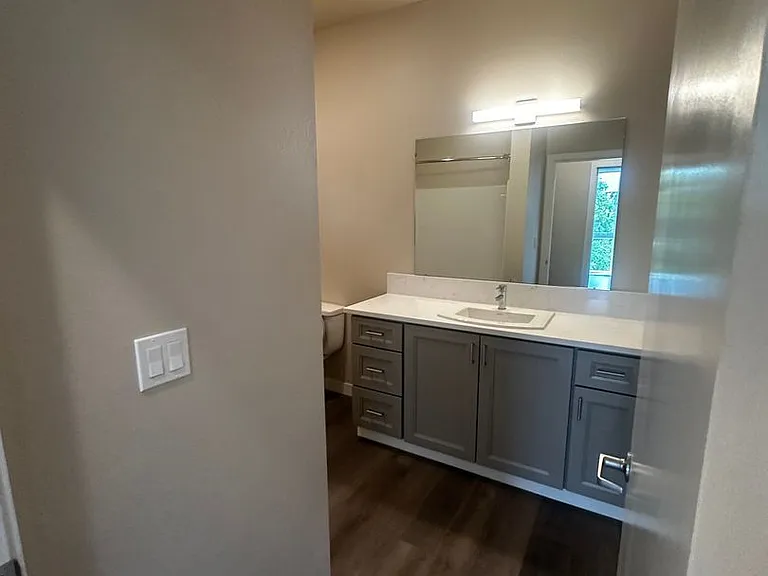12547 SW Main St — Photo 5