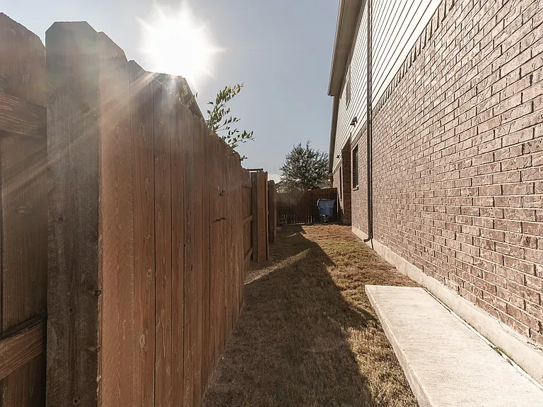 3208 Honey Peach Way — Photo 50