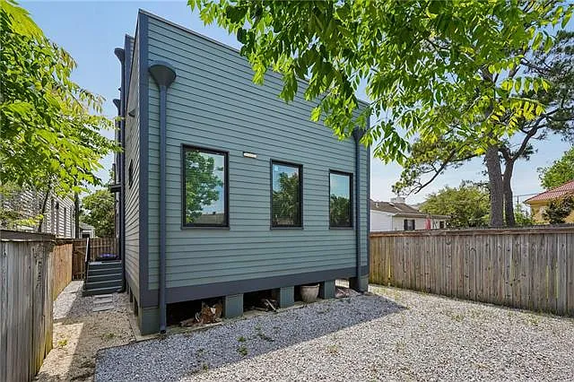 3611 Marais St — Photo 19