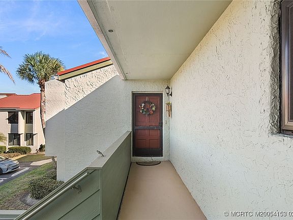 2nd image of 5413 SE Miles Grant Rd APT G206
