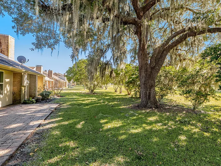 1814 Veranda Dr — Photo 11