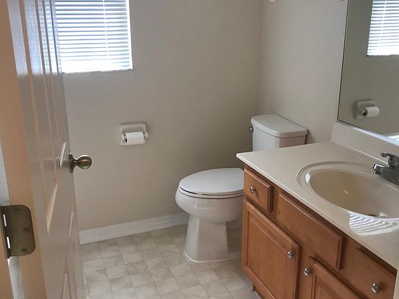 5th image of 2725 Golf Lake Dr