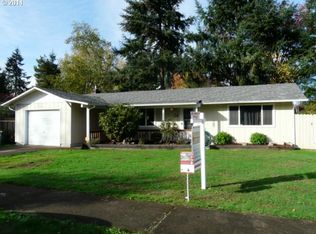 24965 Woodland Ave, Veneta, OR 97487
